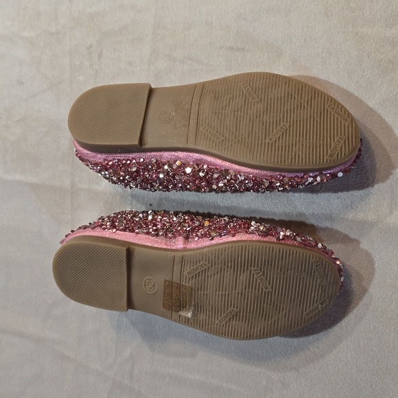 Pink sparkly shoes - Picture 3 of 5